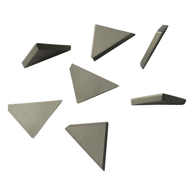 Tungsten carbide welding tips for forestry cutting
